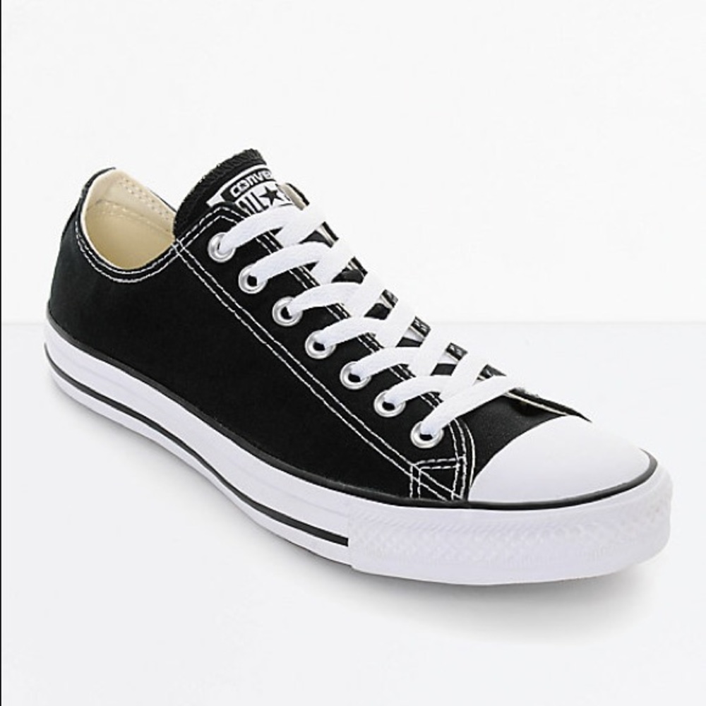 Gently used black converse
